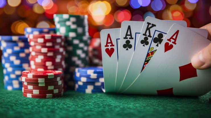 Filipino player accessing 3800 Casino on a mobile phone using GCash for deposit